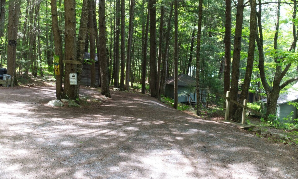 Post Mills Cottage | Peaceful cottages and cabins on a lake, perfect for relaxing.