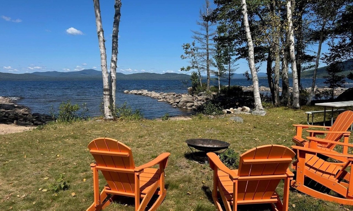 Rangeley Plantation Cabin | Peaceful, Secluded Waterfront Cottage with Sandy Beach