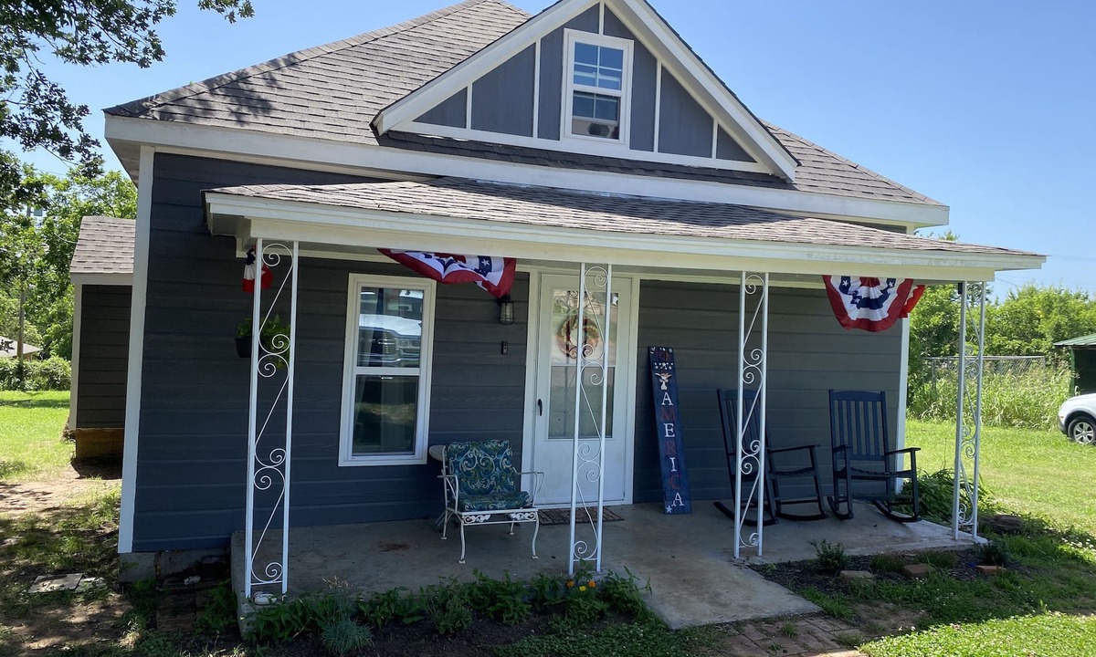 Wanette House | Pecan Hill Cottage