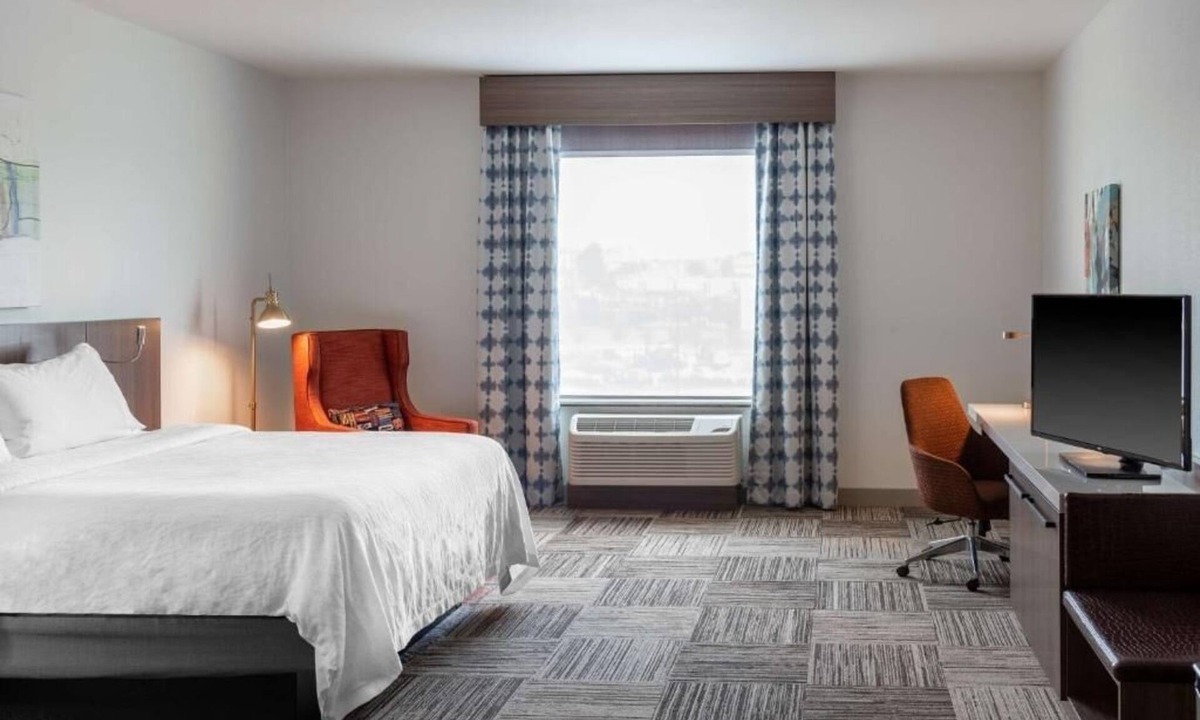 North Little Rock Hotel | Pet-Friendly Comfort w/Indoor Pool | Near Clinton Library