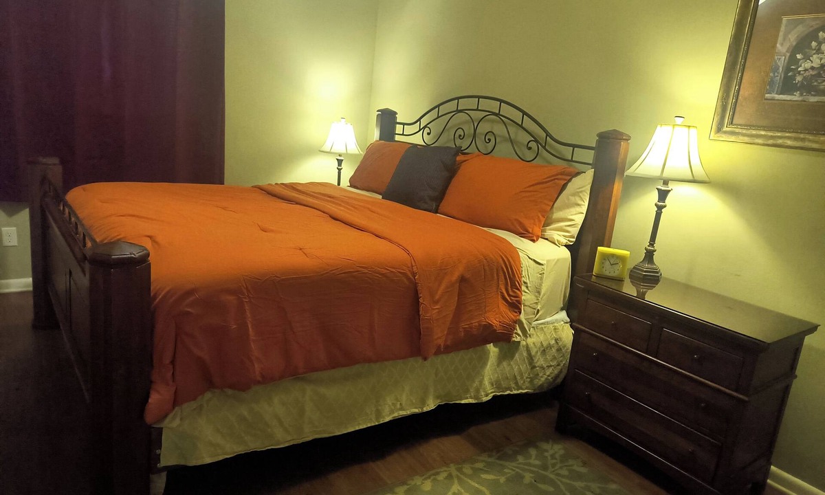 Weinland Park Condo | Pet Friendly Ext Stay Short North/OSU!