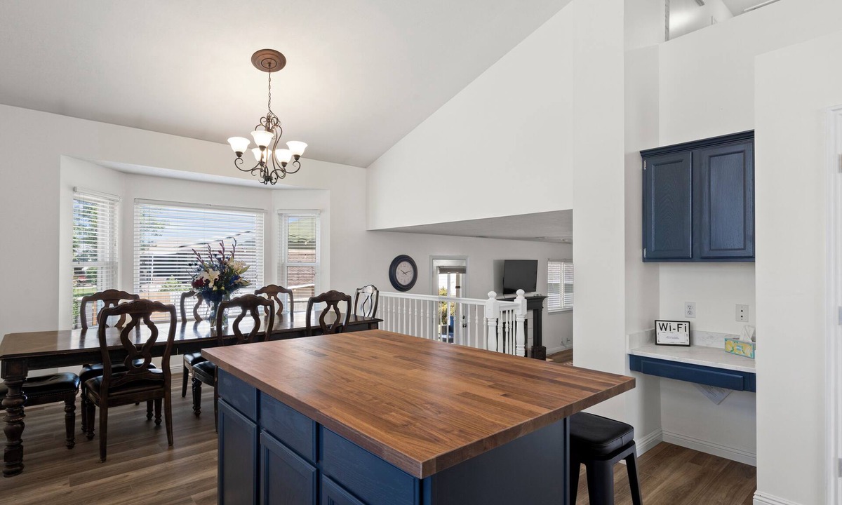 South Jordan House | Pet Friendly, Fireplace, 17Mi to Snowbird Ski