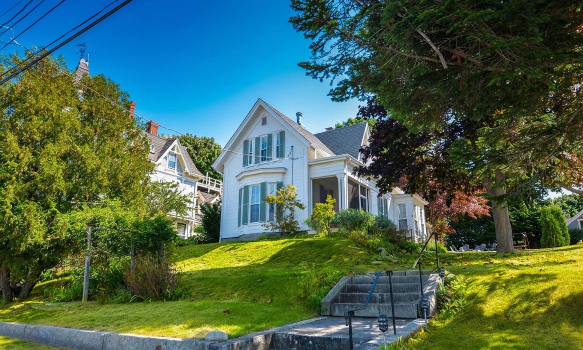 Rockport House | Pleasant House in Rockport: Rock 'n' Roll Vibes