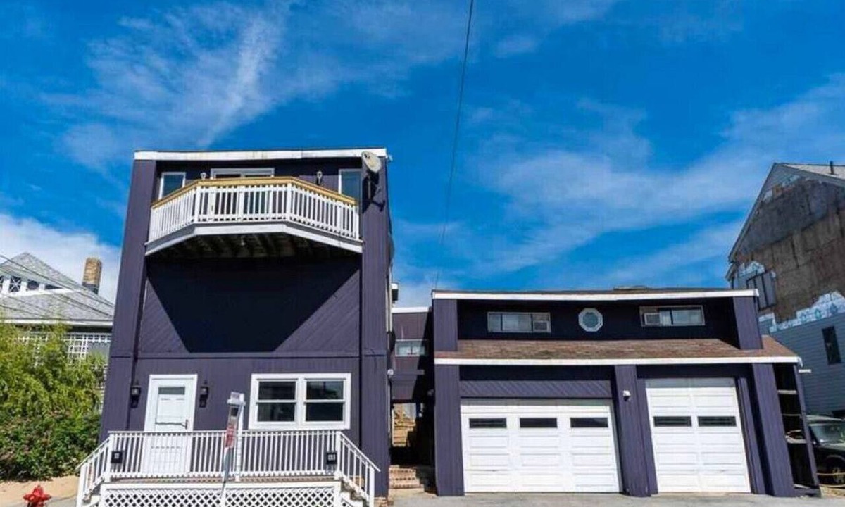 Newbury Condo | Plum Royale Jr: Cozy Plum Is. home w/beach access