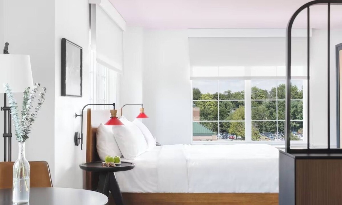 Lexington Hotel | Premier Gardener Stay, Elwood Hotel & Suite, Downtown Life