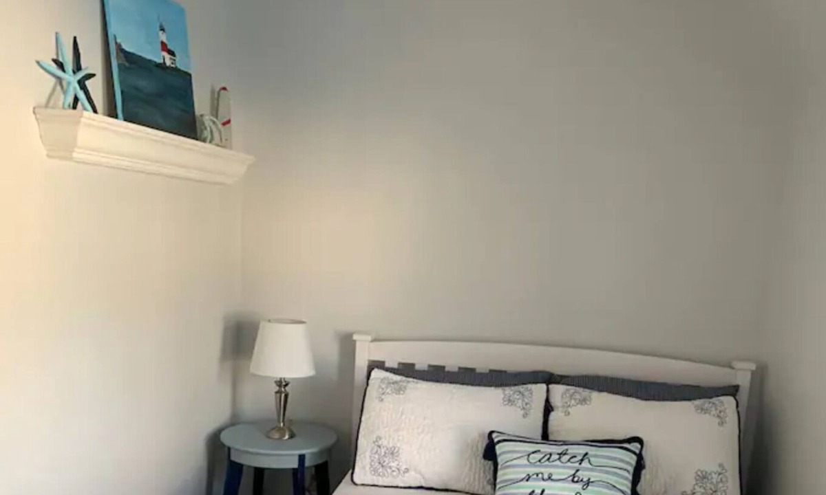 Devon Cottage | Private Beach Cottage-5 minute walk to the sand! Private fenced in yard.