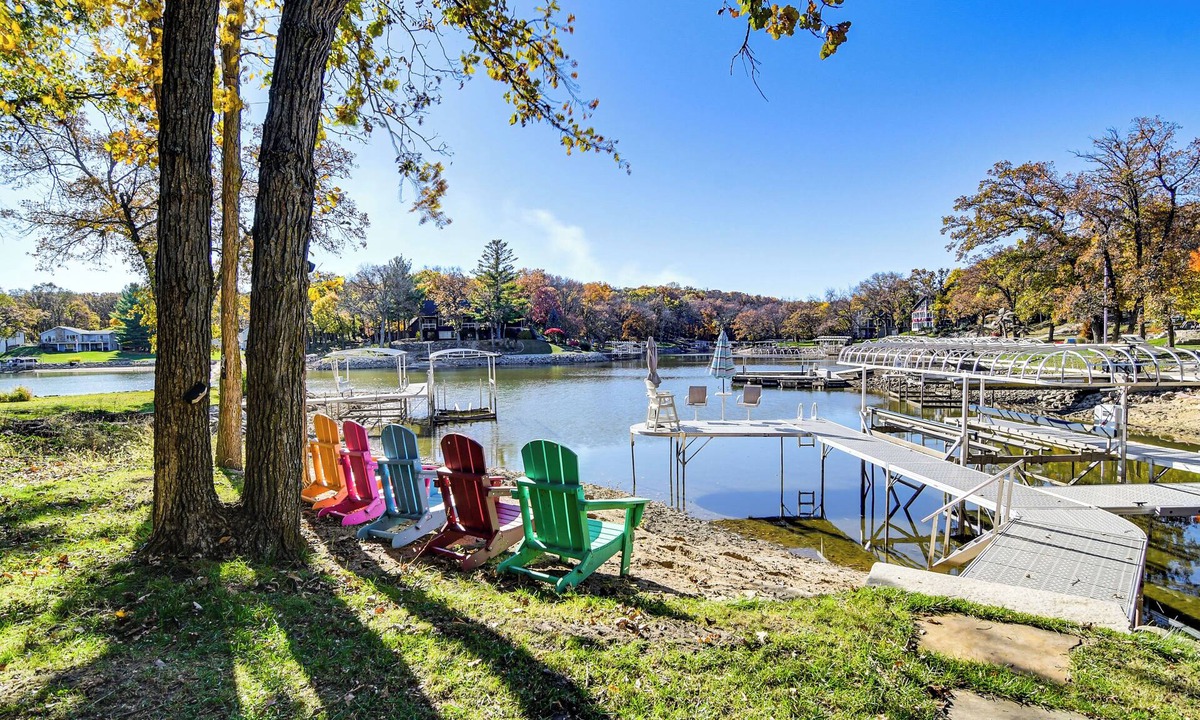 Panora Cabin | Private Beach! Lakefront Cabin in Panora