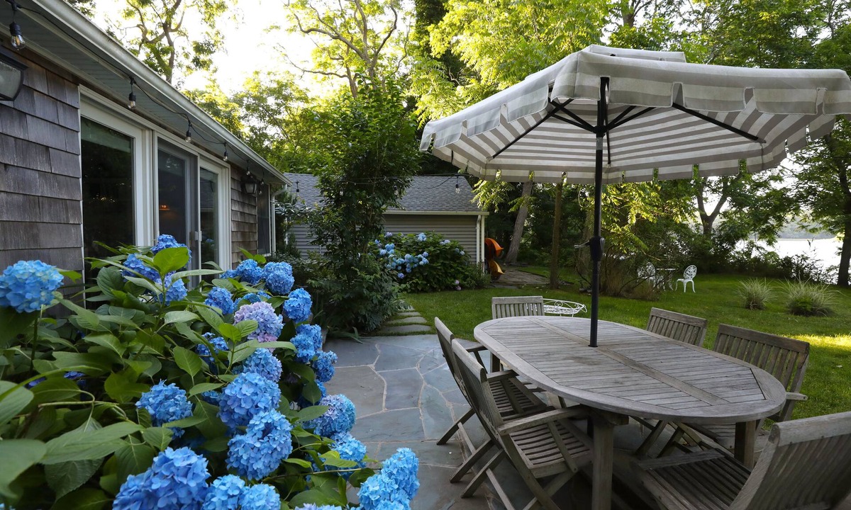 Southold Cottage | Private Coastal Two Bedroom Cottage on the Water