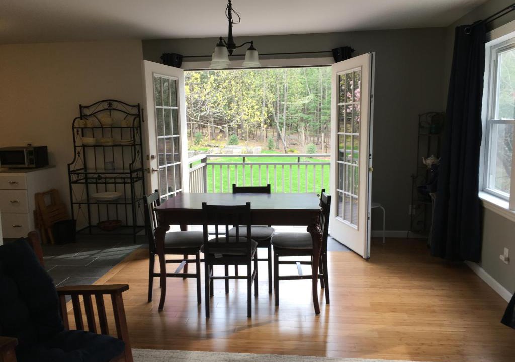 Woodstock Apartment | Private countryside apartment suite 1.5 miles to Woodstock