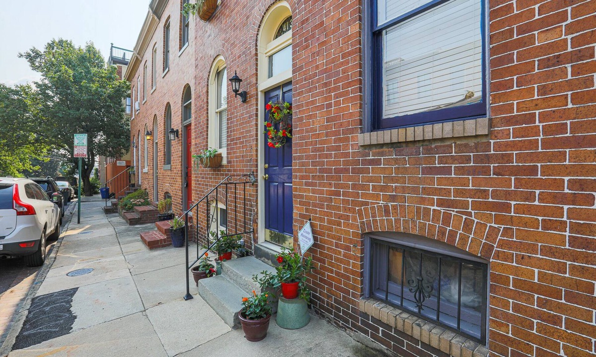 Federal Hill House | Property closed after May 26!