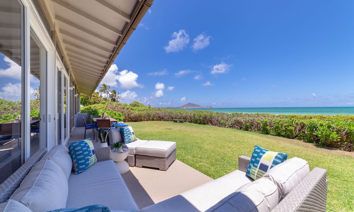 Kalama Tract House | Pueohala: Summer Available - Kailua Beach Front!
