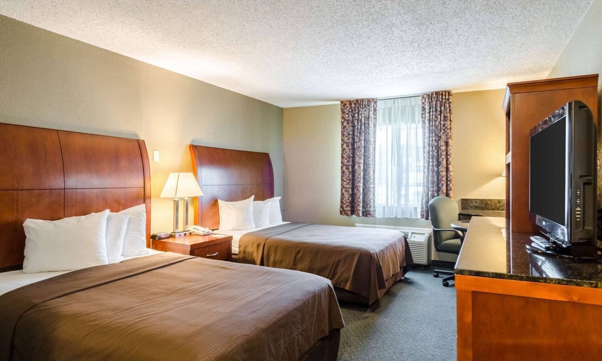 Chicopee Hotel | Quality Inn Chicopee - Springfield