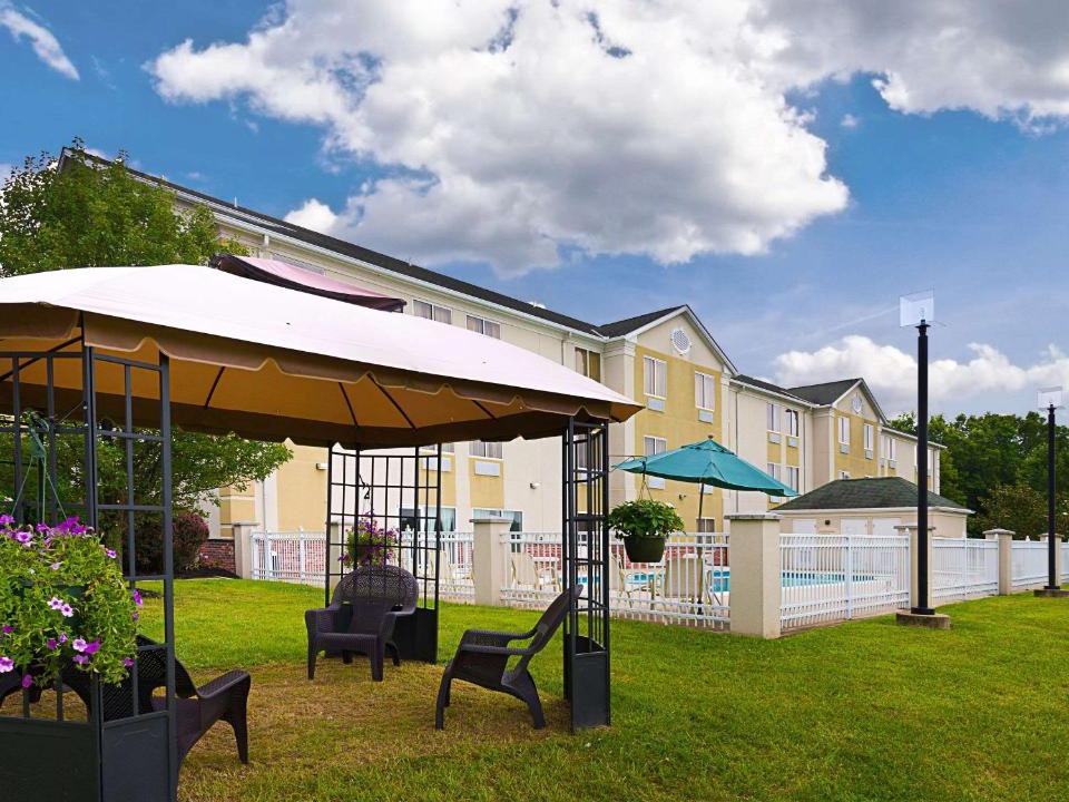 Potomac Hotel | Quality Inn Spring Mills - Martinsburg North