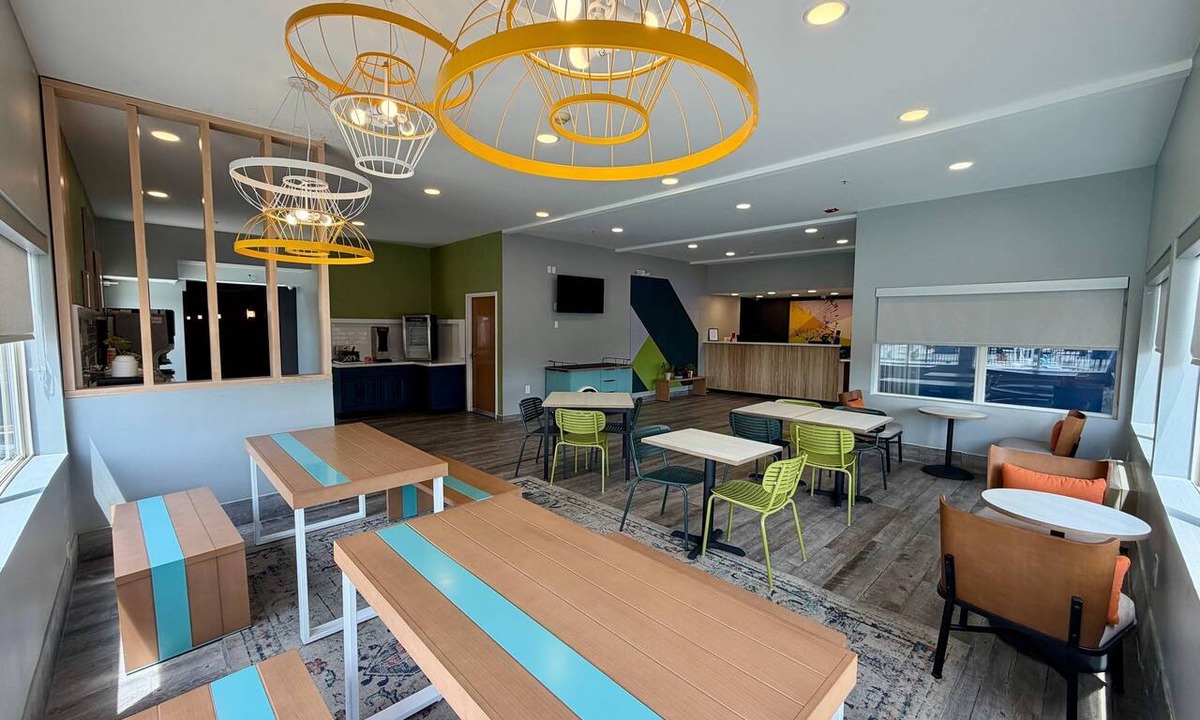 Georgetown Hotel | Quality Inn & Suites Georgetown - Seaford
