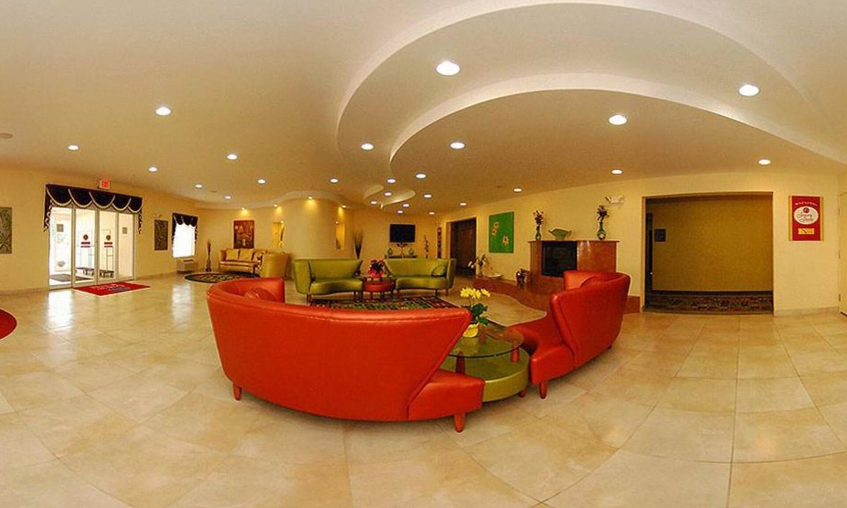 Stratford Hotel | Quality Suites Stratford