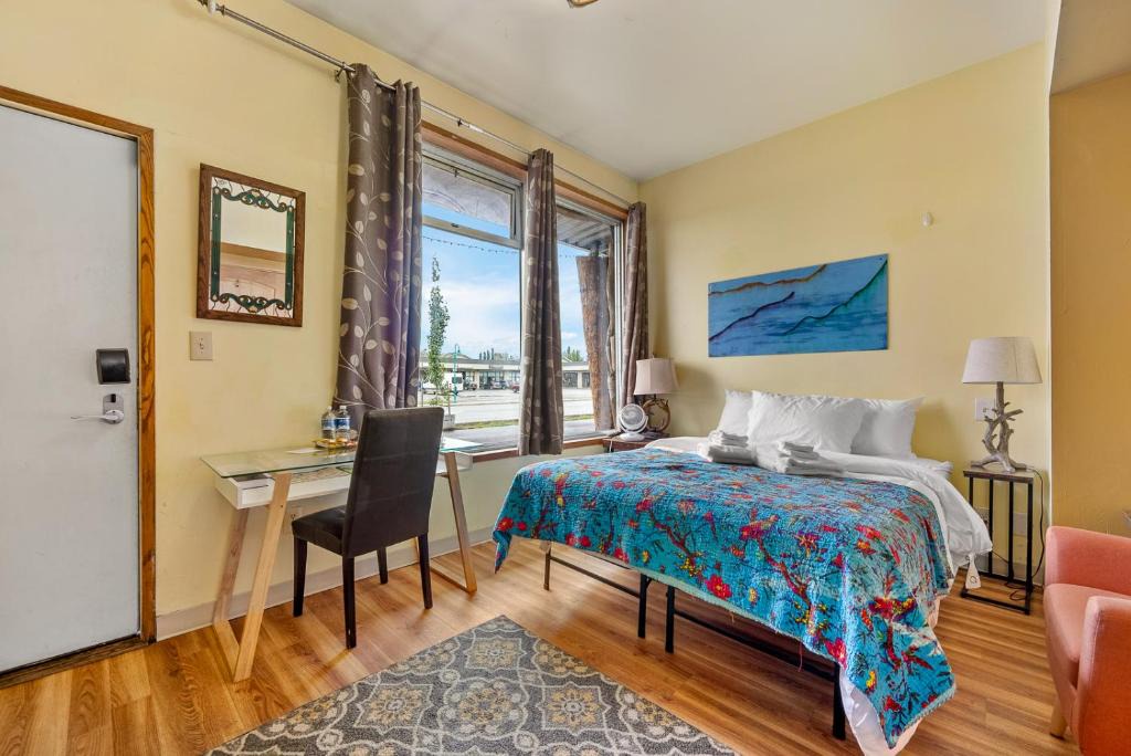 Midtown Anchorage Hotel | Qupqugiaq Inn