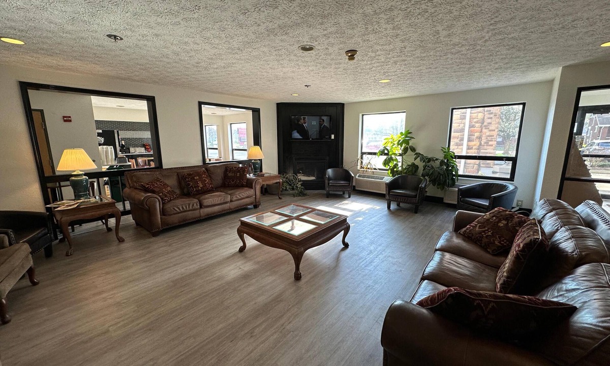 Strasburg Hotel | Ramada by Wyndham Strasburg Dover