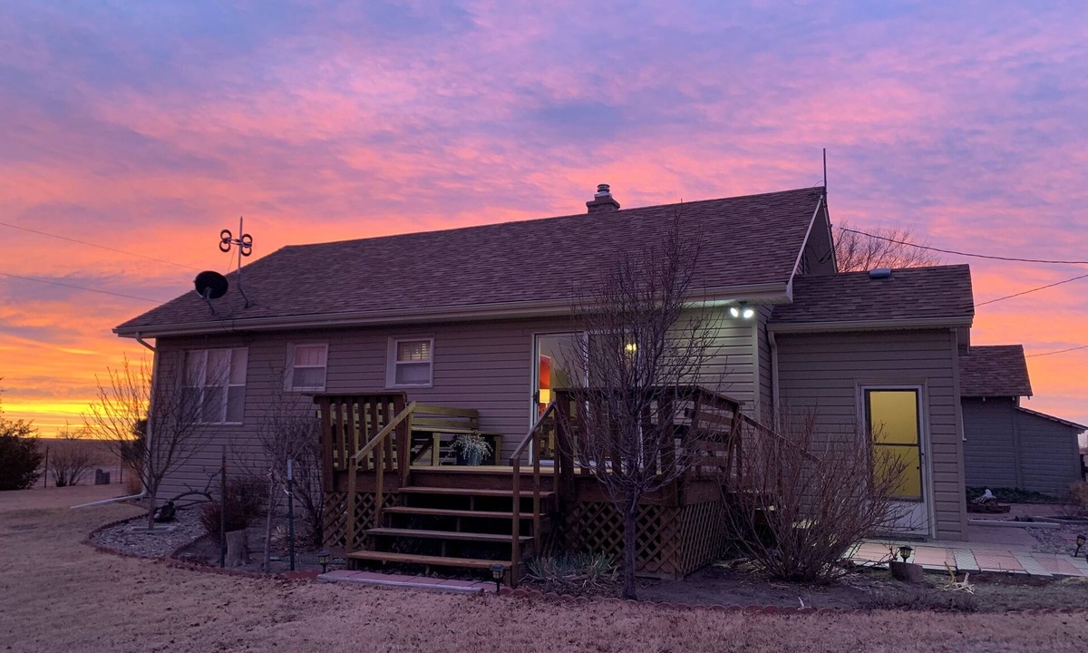 Colby House | Ranch House- peaceful prairie escape