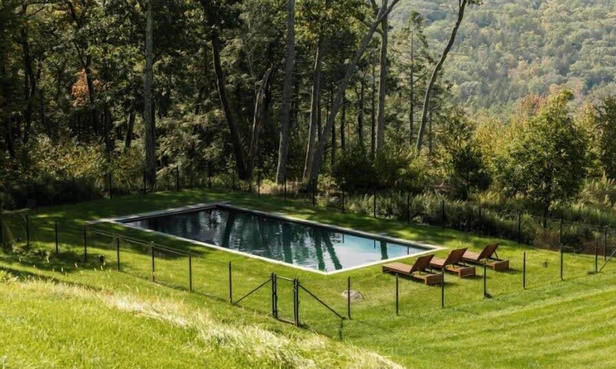 East Chatham House | Red Rock Summit - Pool, Private, Views & Sauna