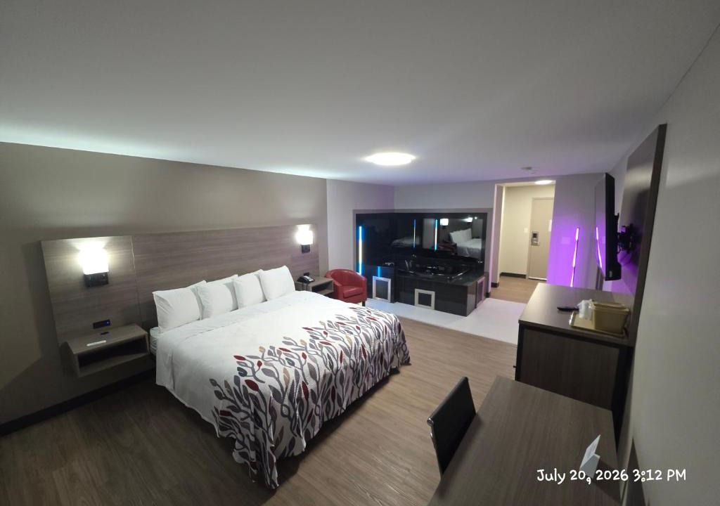 Sutton Hotel | Red Roof Inn Sutton