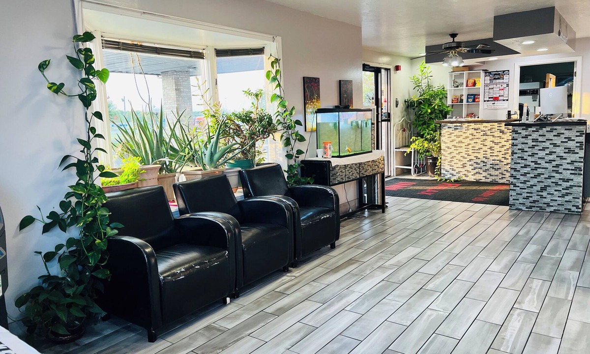 Marshall Hotel | Relax Inn