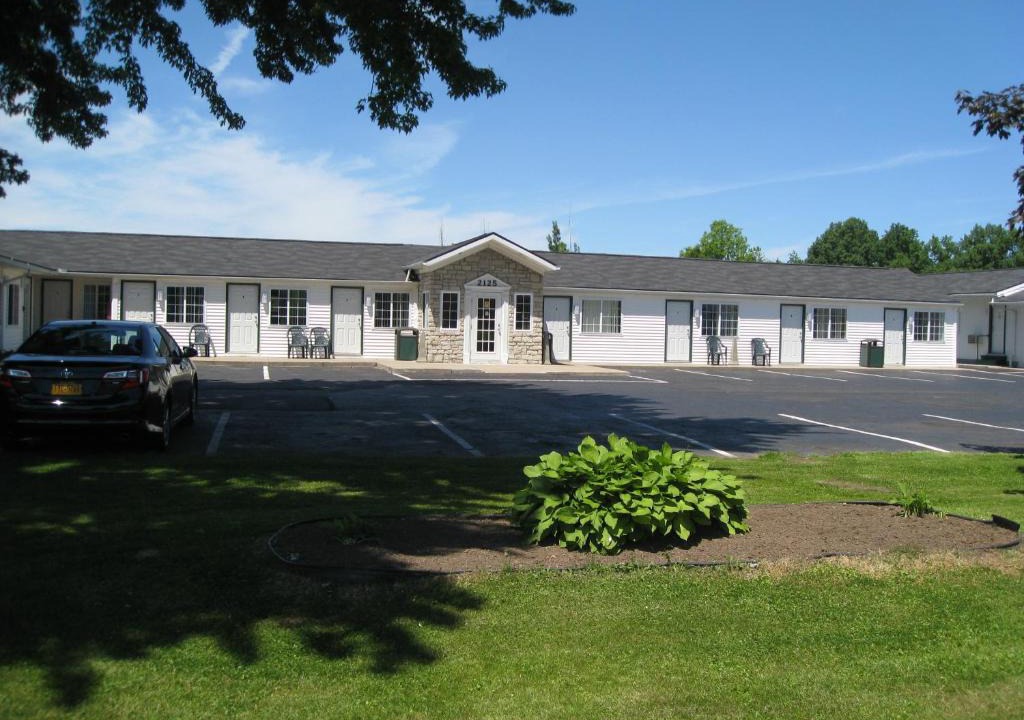 Webster Crossing Hotel | Relax Inn