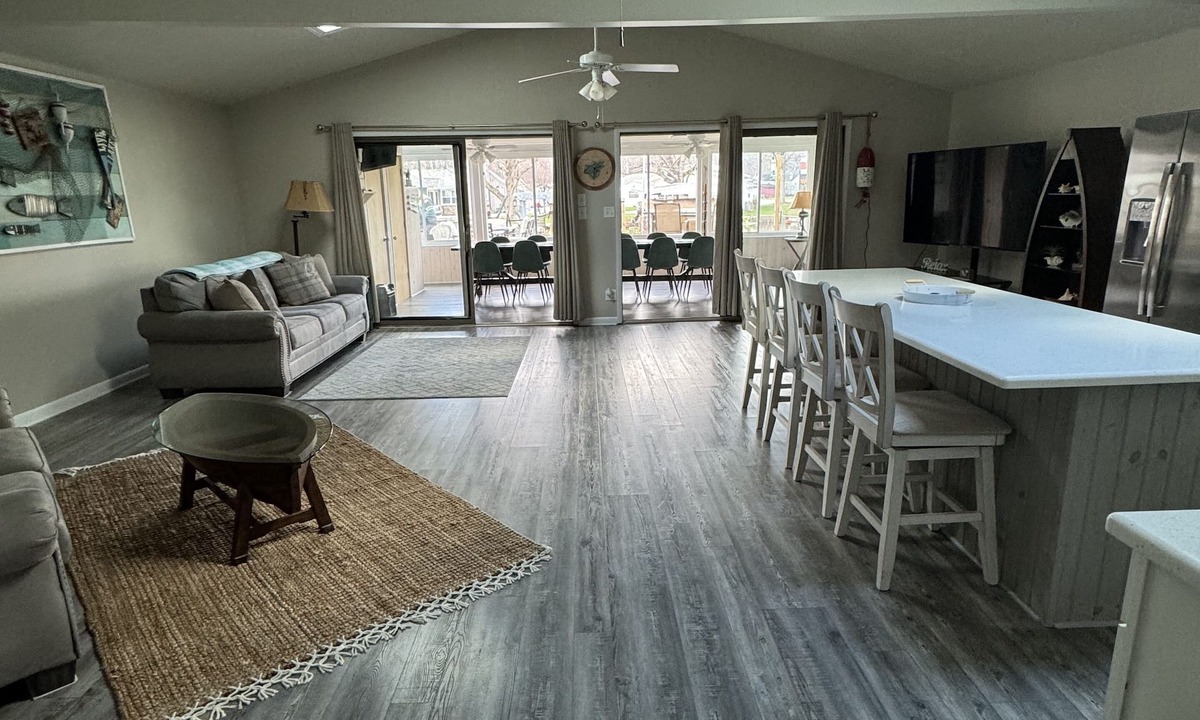Lakeview Cottage | Relax, Recharge, Repeat- 2026 Now Booking