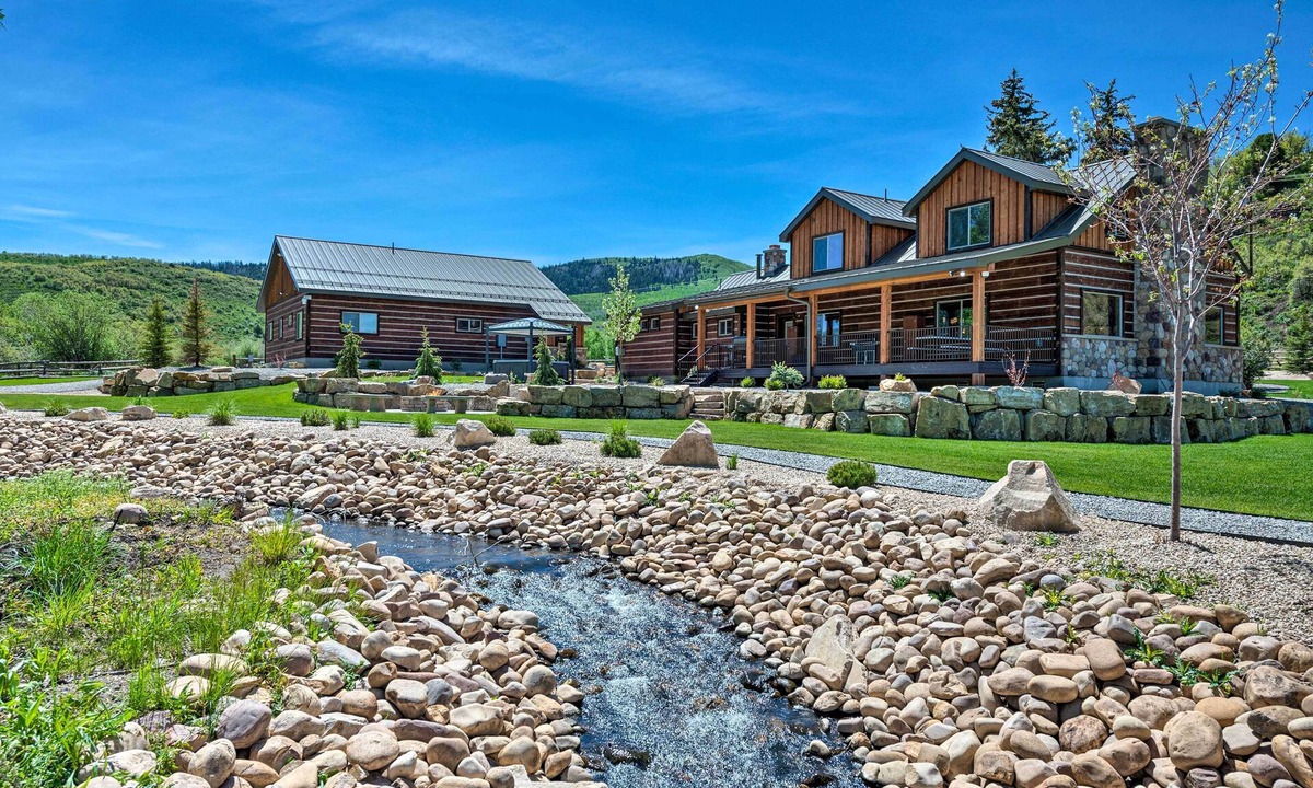 Park City Cabin | Renovated Historic Cabin ~ 25 Miles to Park City!