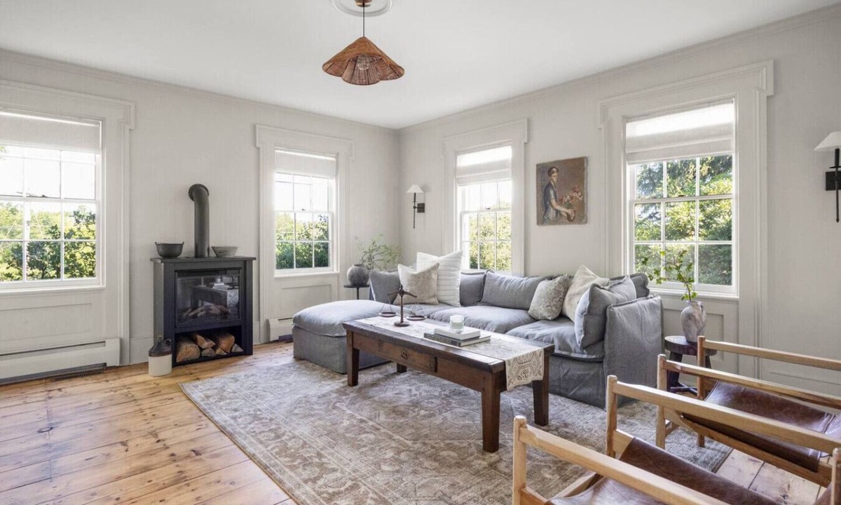 Hollowville House | Renovated Stylish Farmhouse with Pond and Fire Pit Near Hudson