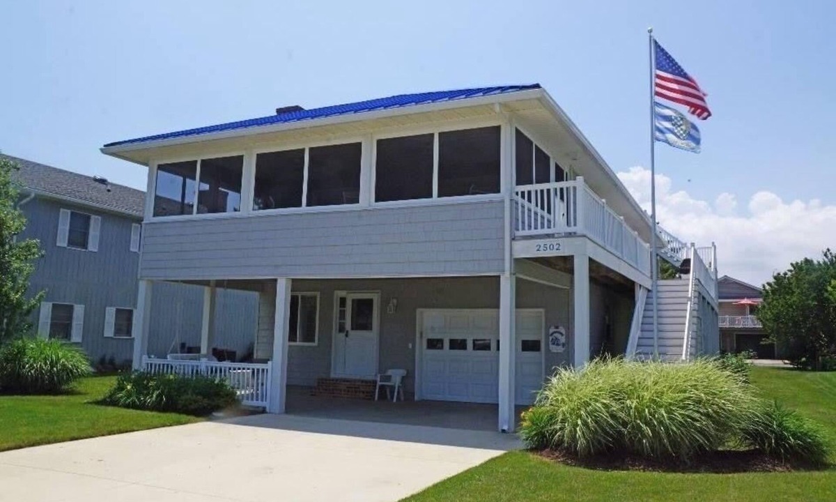 Lewes House | Rentals available year round!