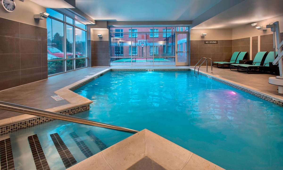 Bridgewater Hotel | Residence Inn by Marriott Boston Bridgewater