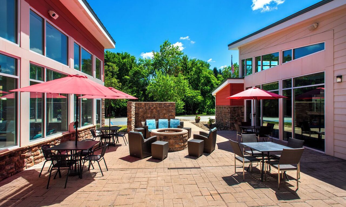 Level Green Hotel | Residence Inn by Marriott Pittsburgh Monroeville/Wilkins