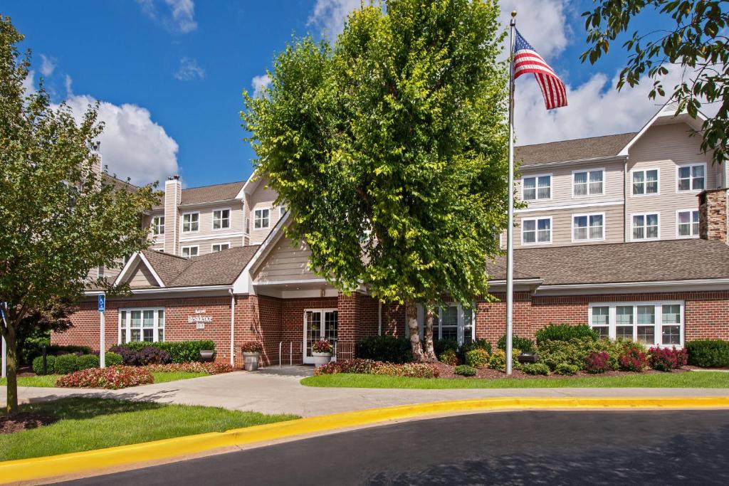 Ballenger Creek Hotel | Residence Inn Frederick