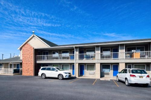 Grain Valley Hotel | Residential Suites Blue Springs by Hotel O I 70