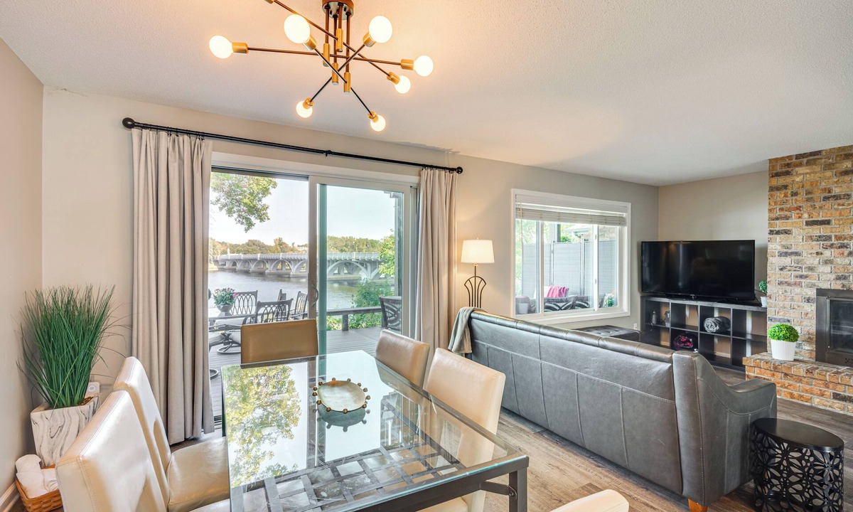 Champlin House | Riverfront Champlin Townhome w/Deck & Water View!