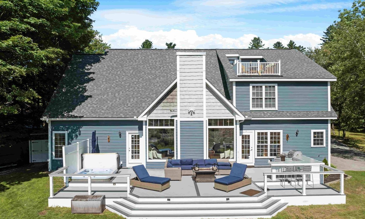 North Woodstock House | 🏡✨ Riverfront Luxury Retreat | ♨️ Hot Tub | 🎮 Game Room | 🐾 Pet-Friendly | 5BR