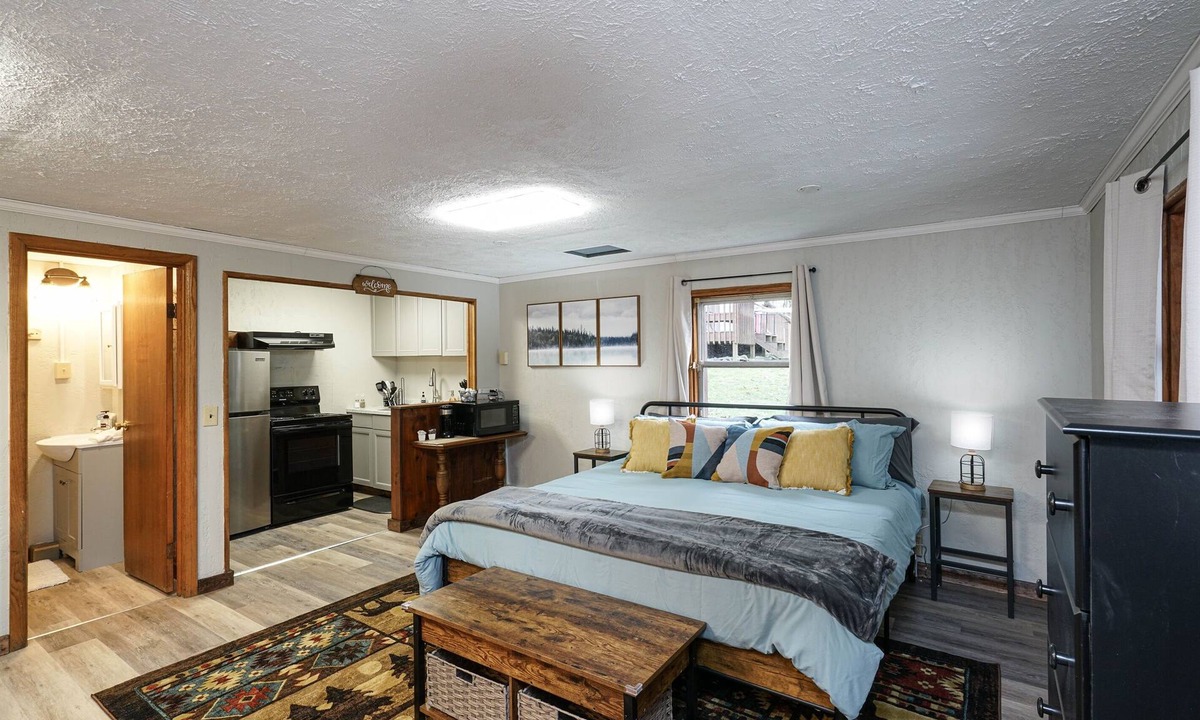 Leadsville Cabin | Riverside De Luxe*WiFi*Steps to the River