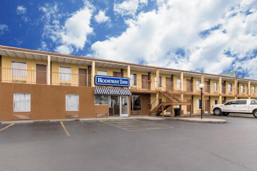 Hopkinsville Hotel | Rodeway Inn Hopkinsville