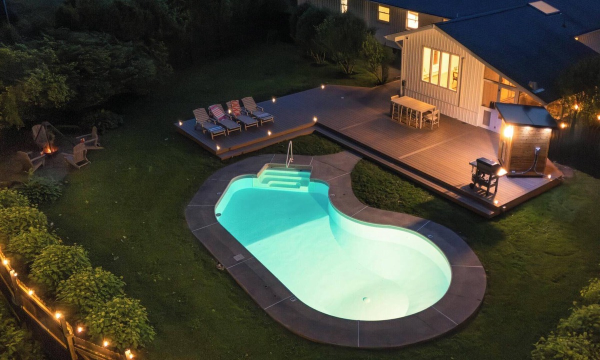 Rosendale House | Rondout Retreat: Private Poolside Luxury with Hot Tub, Sauna and Fire Pit