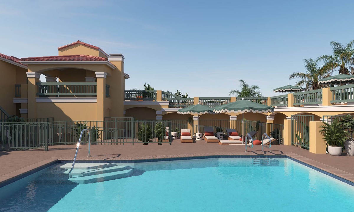 Laguna Beach Hotel | Rooftop Ocean Views + Pool + Hot Tub + Walk to Beach | The Mara by AvantStay