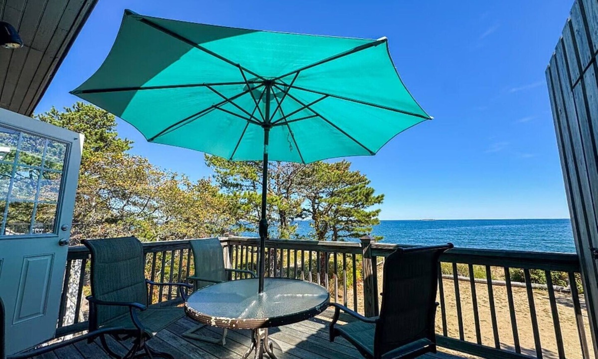 Southern Coast Apartment | Saco,ME- Ocean Front- 3Bedroom- Parking on-site- Family Friendly
