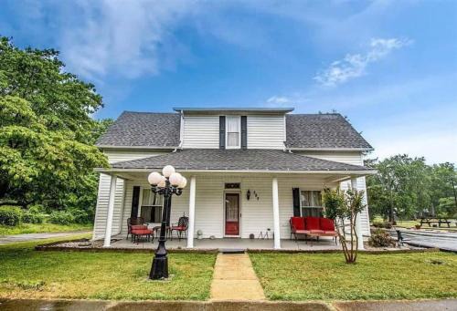 Sacramento House | Sacramento Sunshine no. 1