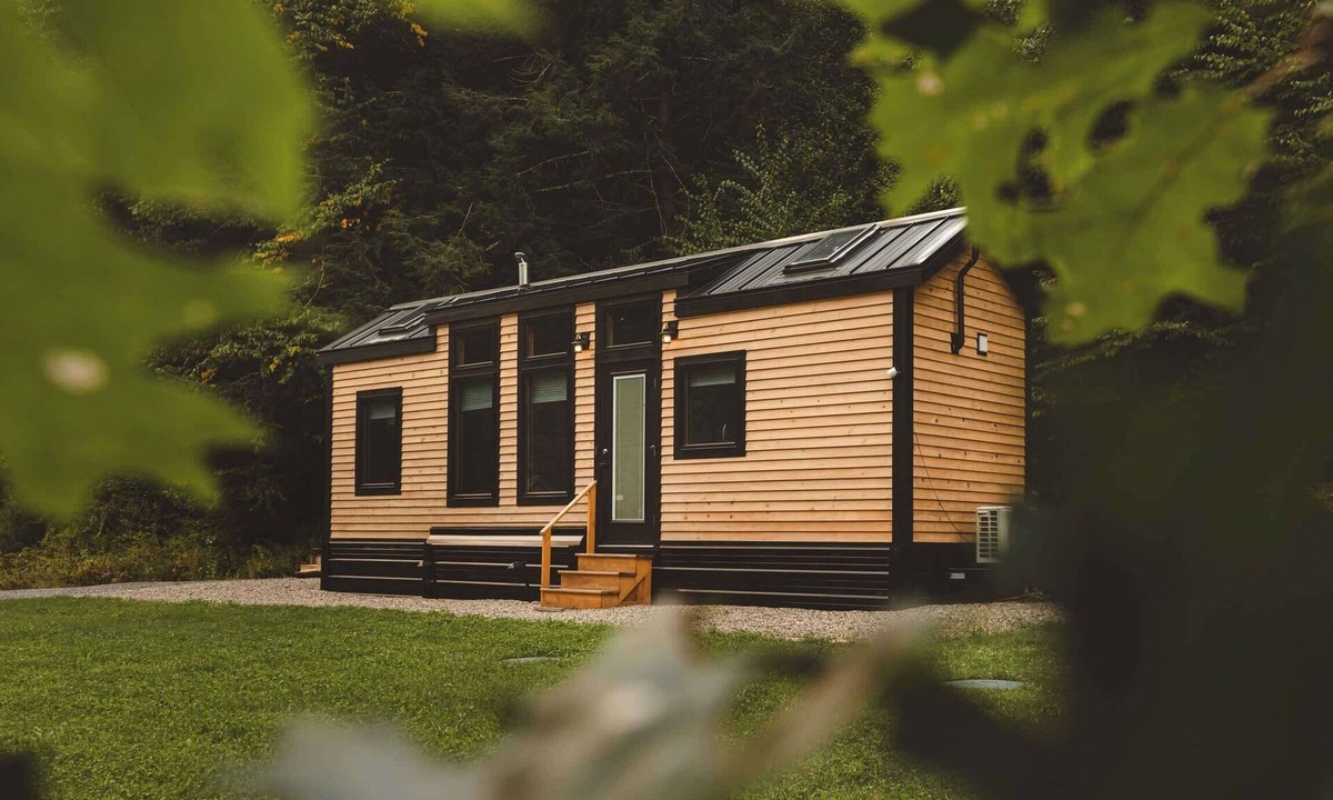 Chester Cabin | Sage House at Camp Greenwood Vermont with Sauna