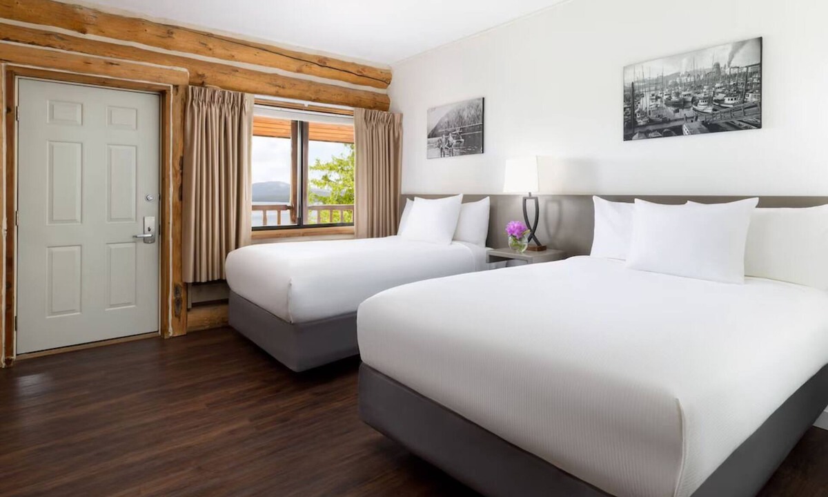 Ketchikan Hotel | Salmon Falls Resort | Standard Room | Comfortable Stay Near the Dock