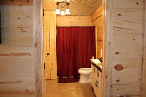 Murfreesboro Hotel | Samantha's Timber Inn