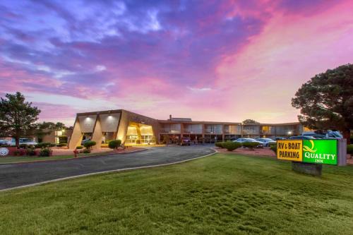 Page Hotel | Scenic View Inn - Lake Powell - Page AZ