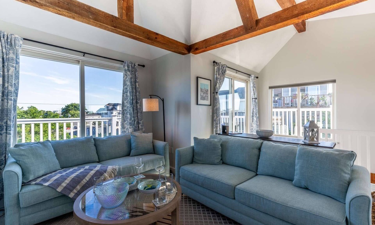 Newburyport House | Sea Love Beach: Walk to Beach, 2 Living Rooms, Central AC, Outdoor Shower, Smart TVs, Deck, Grill