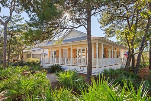 San Juan House | Seagrove’s 30A Window to Heaven: Pool & Beach