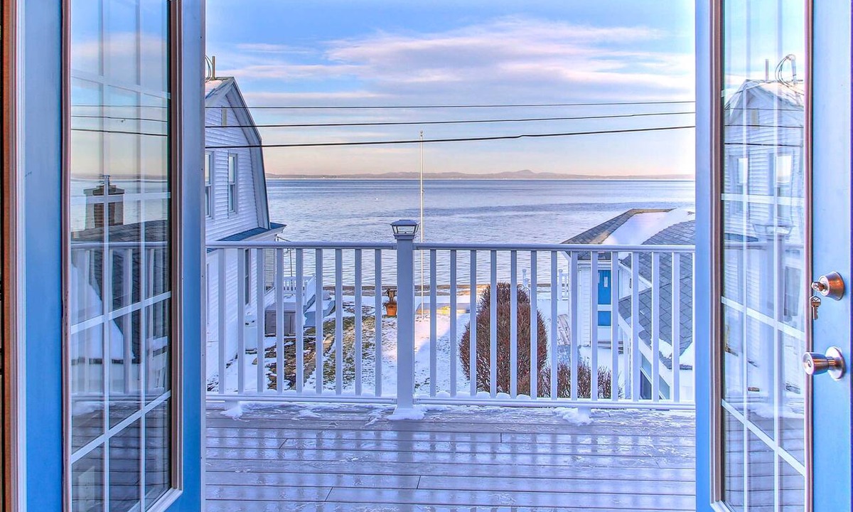 Sebago Apartment | Sebago Lake Haven: Water Views, Steps to Shoreline
