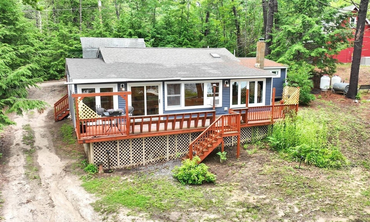 Sebago Cottage | SEBAGO LAKE WATERFRONT. Frontage is on Northwest River with views of Sebago Lake